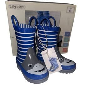 Lily & Dan kids rain boots shark